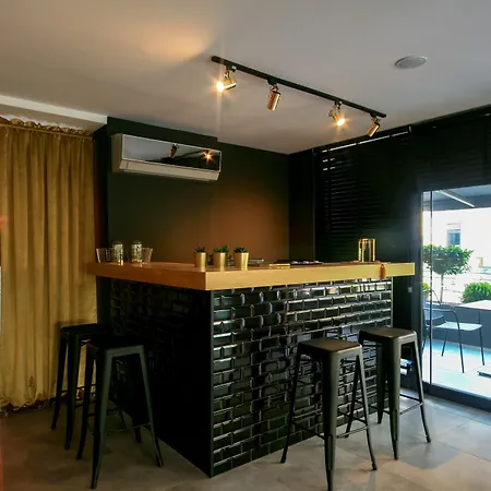 Loft 1502 Apartment *